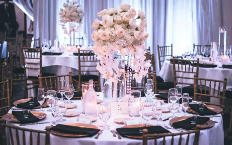 Essential Items for Wedding Rentals in Malaga